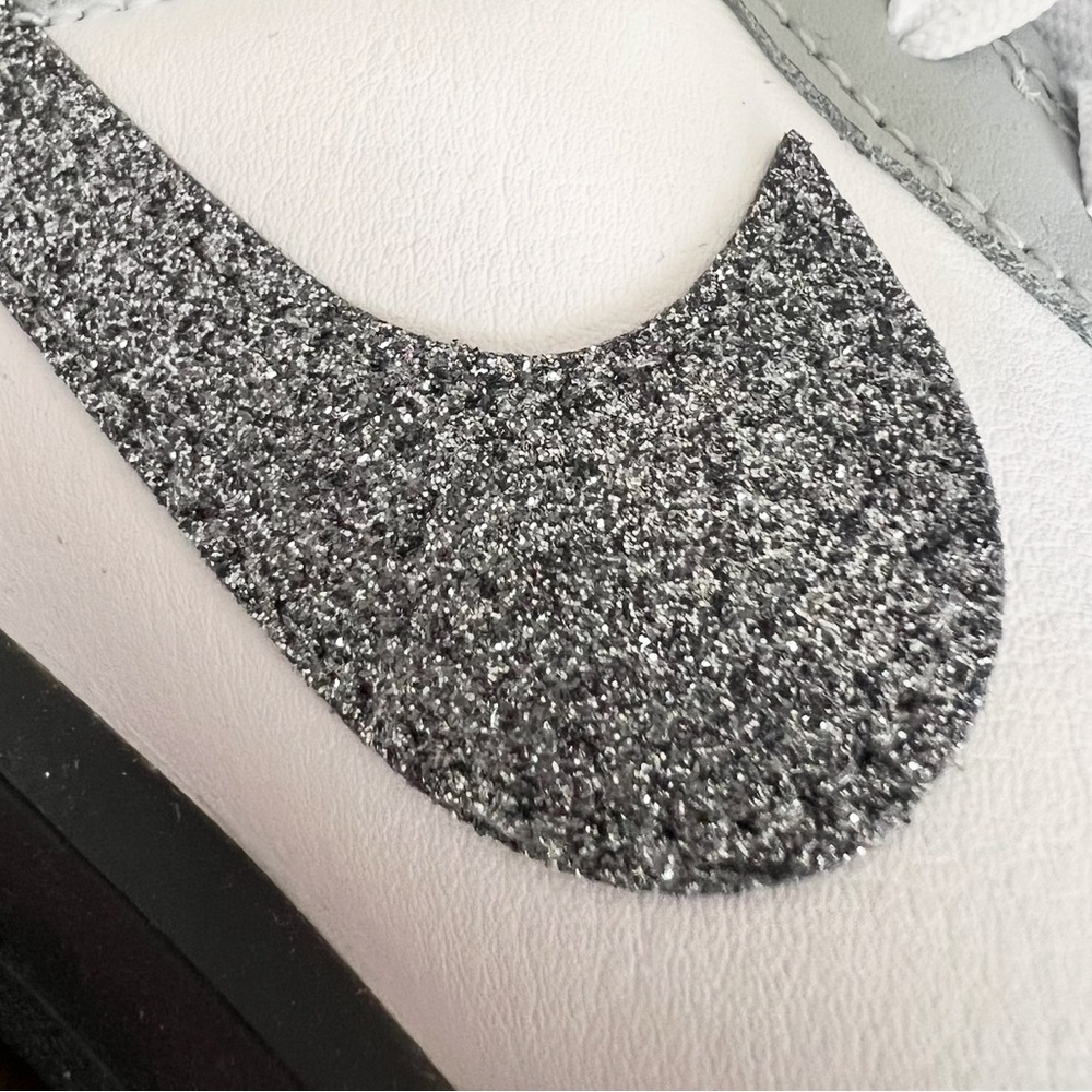 Nike Dunk Low LX Glitter Swoosh White Gray Sz 9.5W NEW IN BOX - Picture 5 of 15